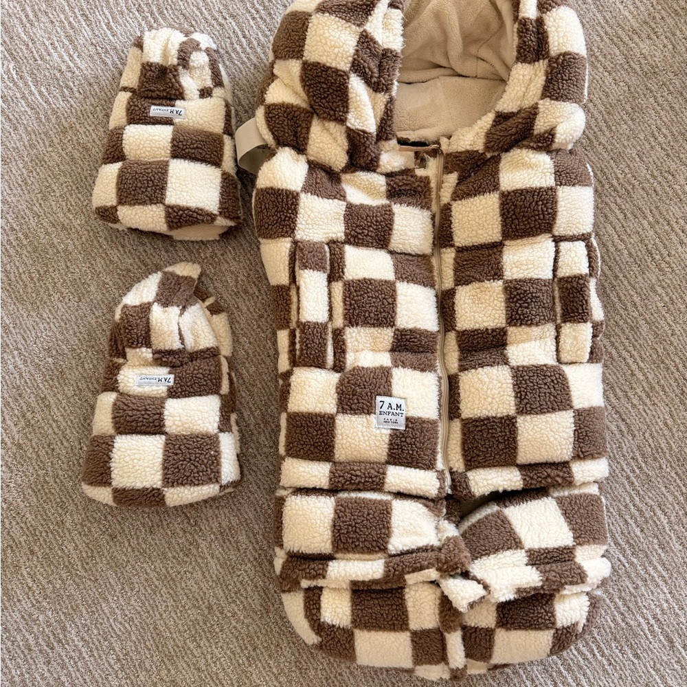 7am Enfant checkered Blanket 212 Evolution Footmuff and mittens